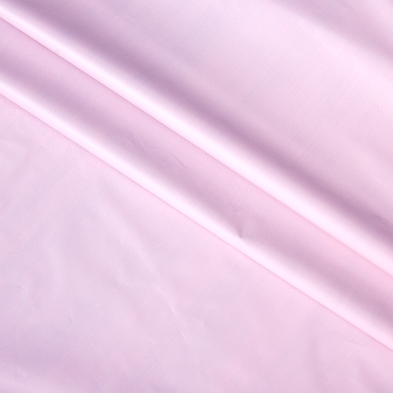 Laag ademend 2 lagen 100% black -out TPU -film voor gordijnroze + zwarte black -outfilm